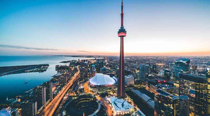 Canadá: entre la suspensión de alquileres y la huelga el 1 de abril
