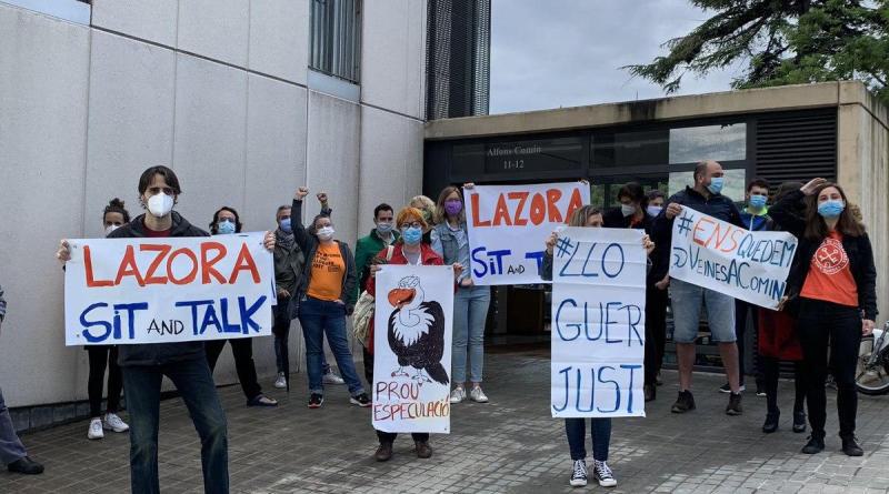 Primeros frutos de la lucha frente a Azora: multa de dos millones por tener pisos vacíos