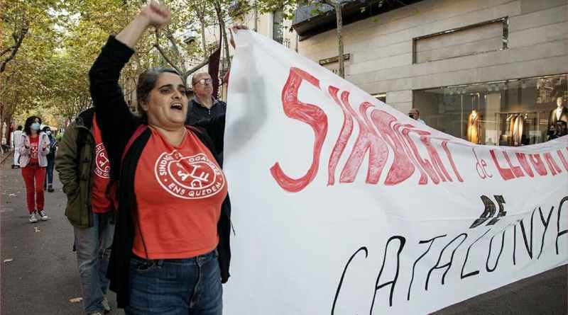 Unas inquilinas plantan cara a su arrendador para que cumpla con la regulación y les baje el alquiler