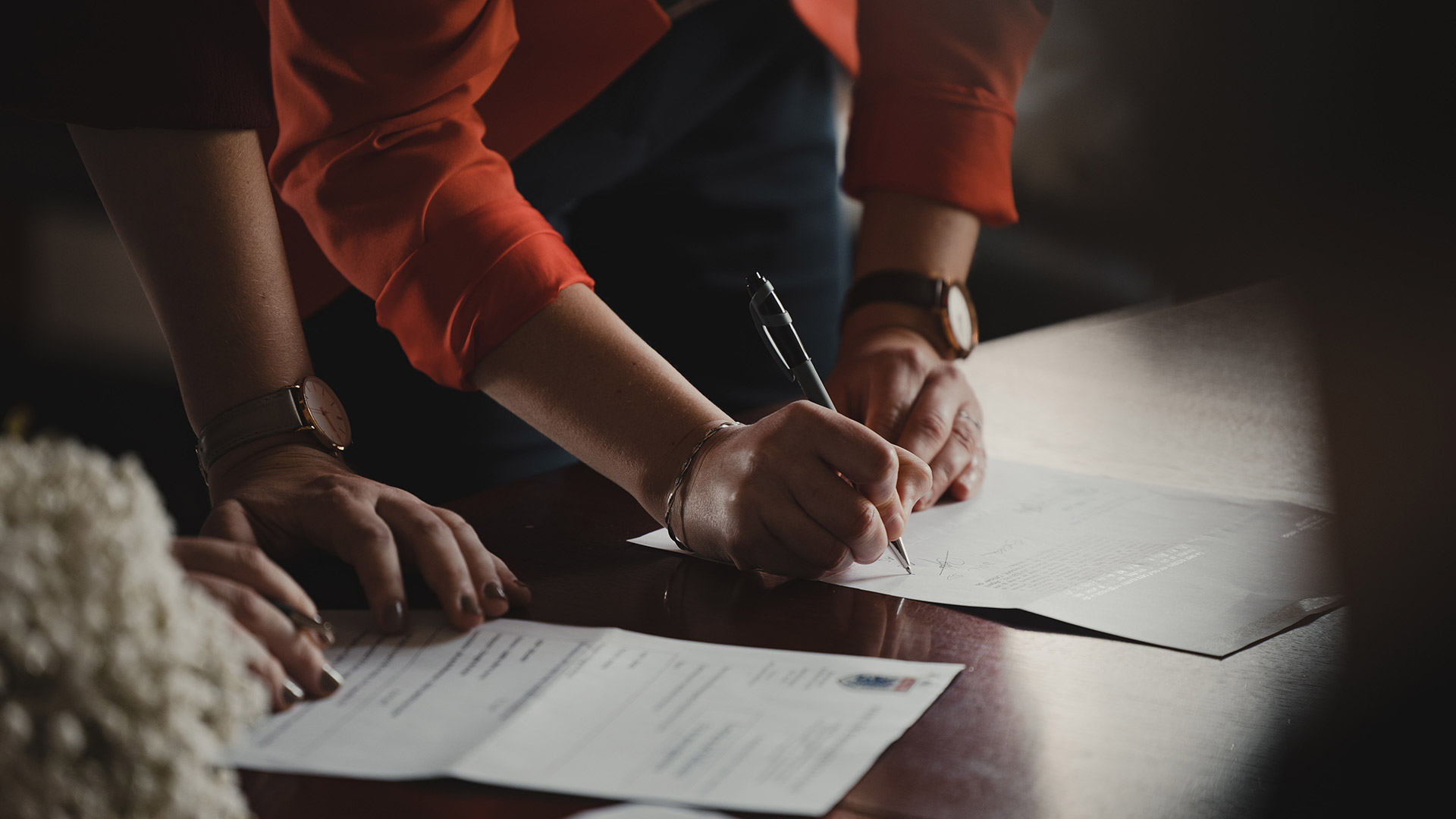 Seis cosas muy importantes para firmar un contrato y que no te la cuelen
