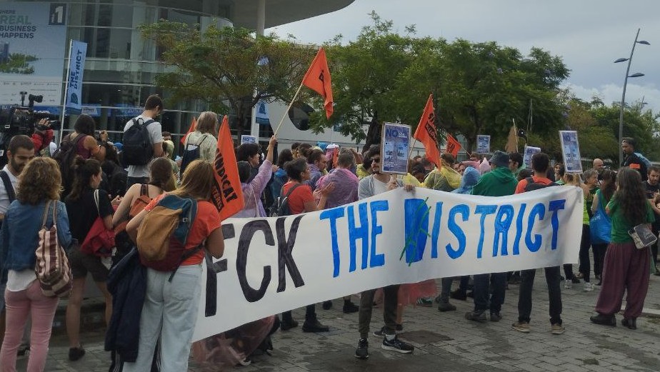 Le pasamos una capa de pintura a The District